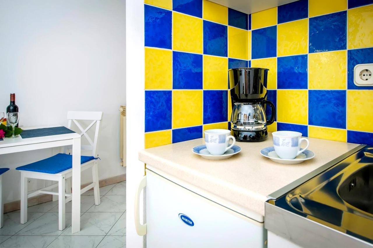 Apartman Near Beach Pelagic Sea View 罗维尼 外观 照片